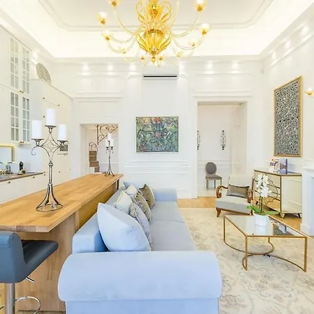 Apartament Bpr The Golden Astoria With Balcony And A/c *