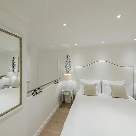 Bpr The Golden Astoria With Balcony And A/c Apartment Budapest